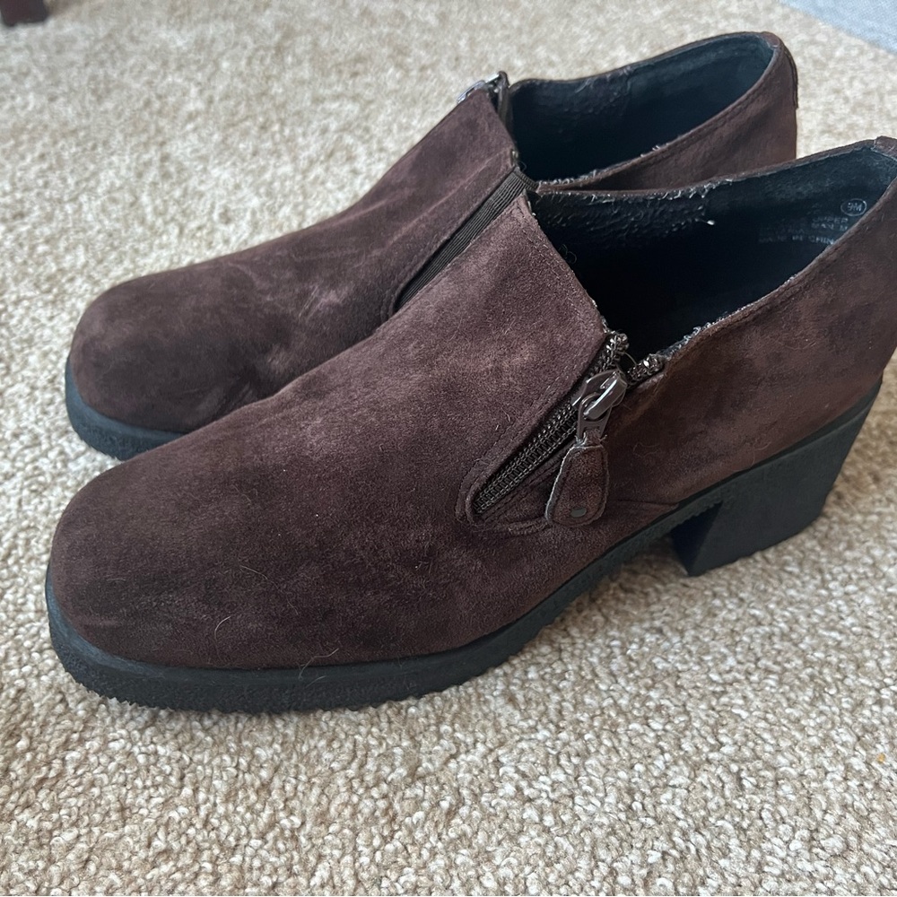Vintage Brown Suede Hushpuppies Chunky Heel Clog Loafer